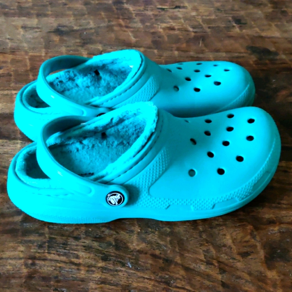 Turquoise Fleeced Lined Crocs